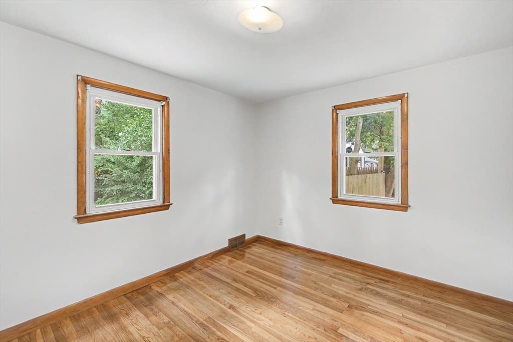 9 Moss Rd, Springfield MA 01119 photo 23