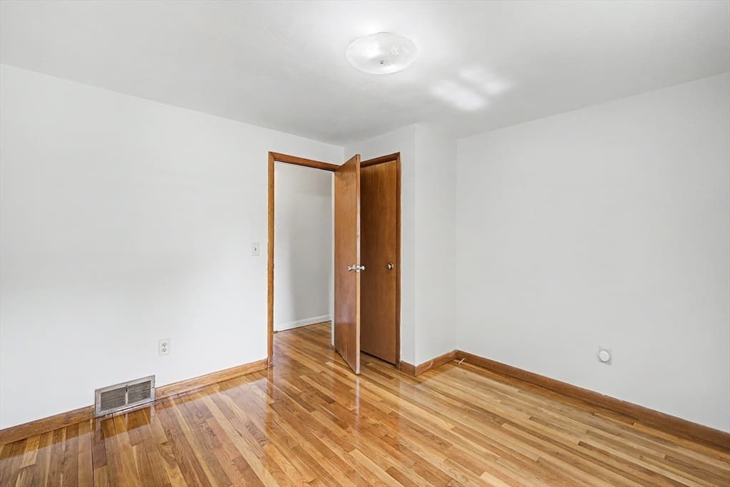 9 Moss Rd, Springfield MA 01119 photo 24