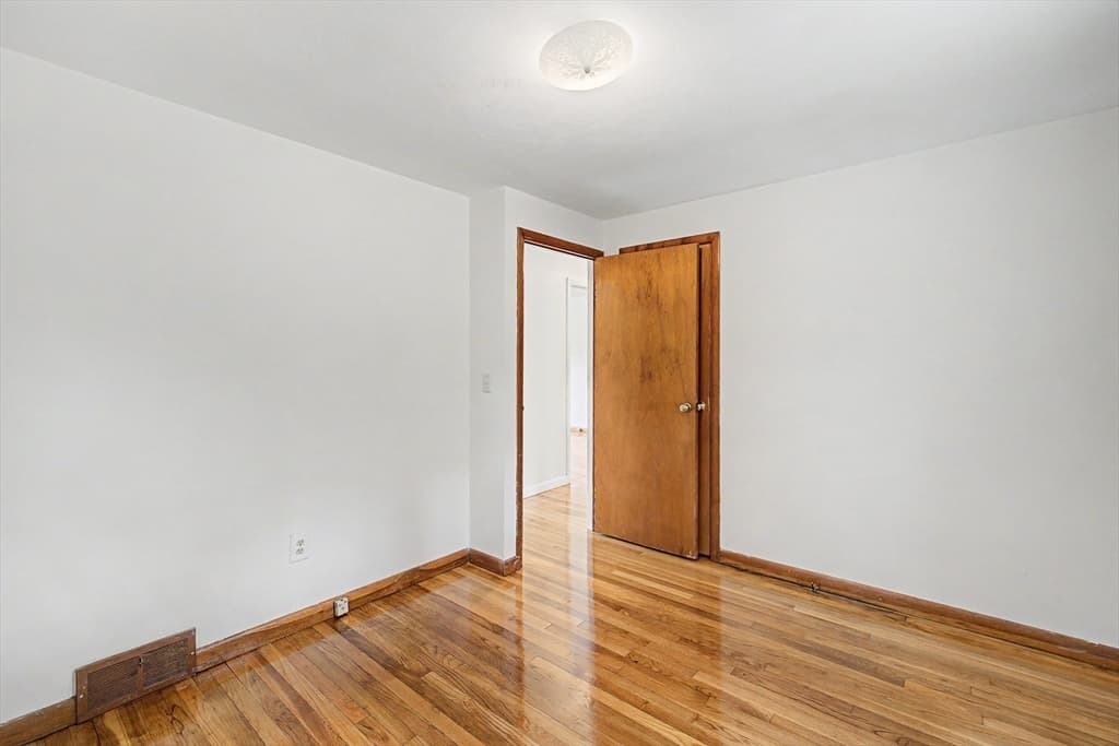 9 Moss Rd, Springfield MA 01119 photo 21