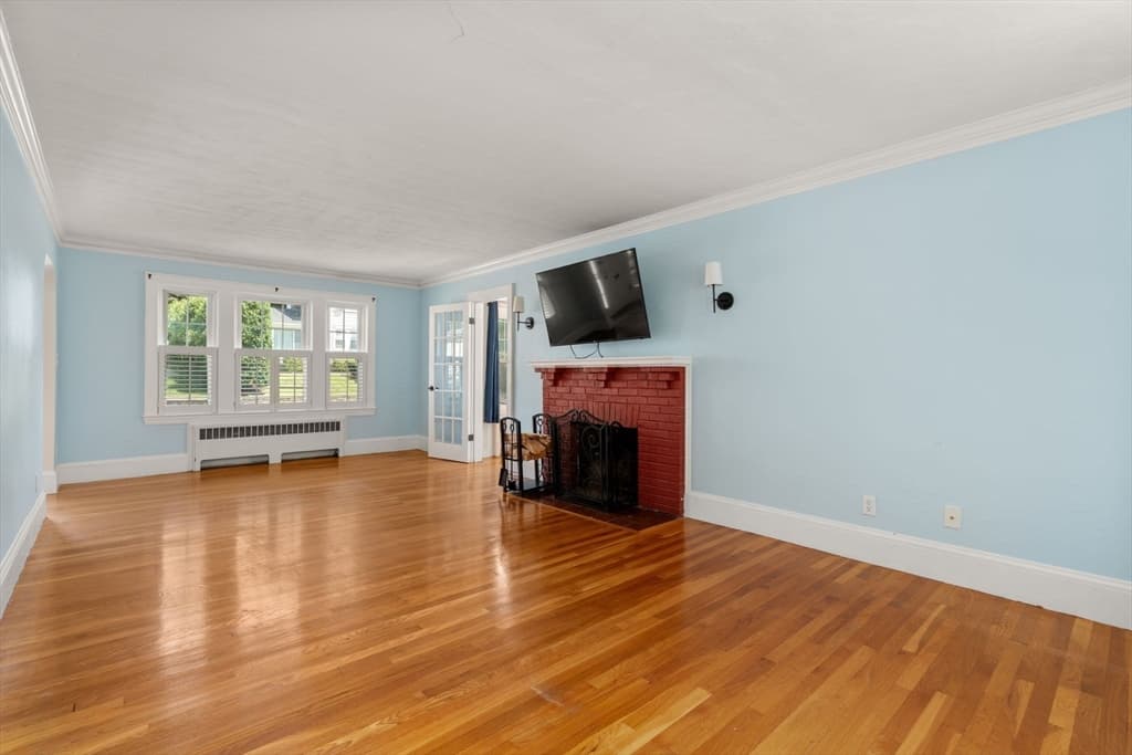 122 Lincoln Rd, Medford MA 02155 photo 6