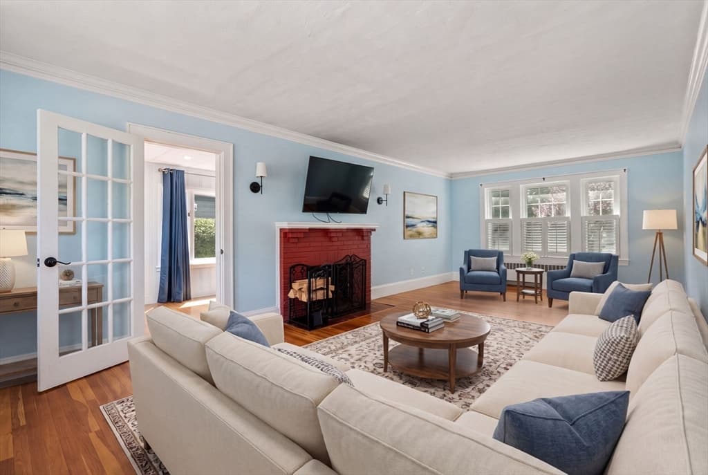 122 Lincoln Rd, Medford MA 02155 photo 5