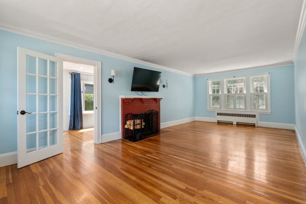 122 Lincoln Rd, Medford MA 02155 photo 4