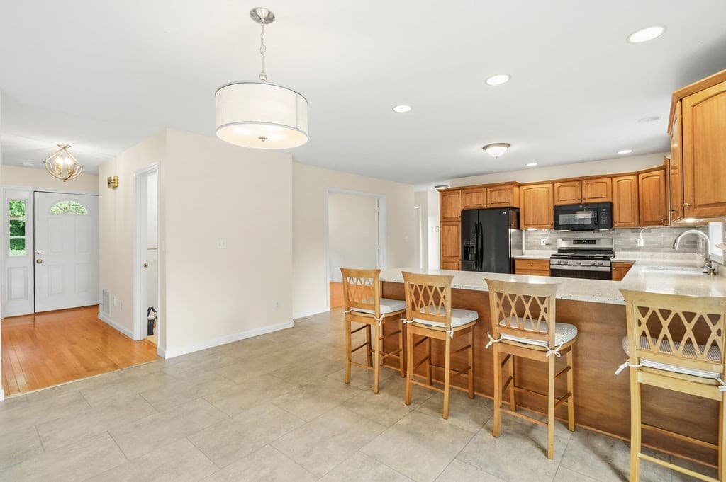 58 San Souci, South Hadley MA 01075 photo 13