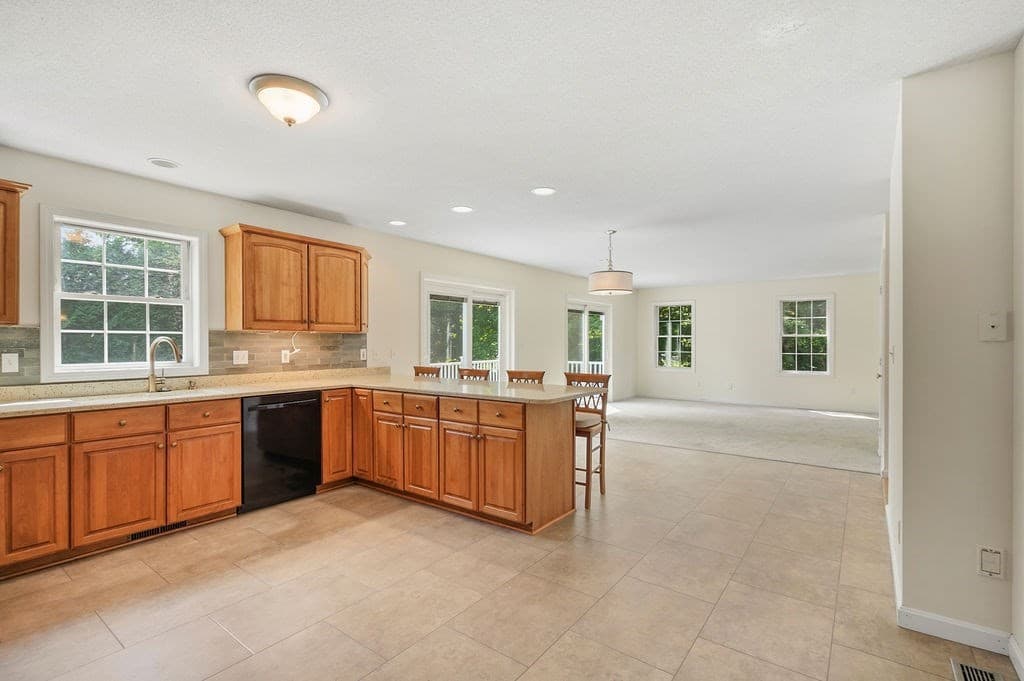 58 San Souci, South Hadley MA 01075 photo 16