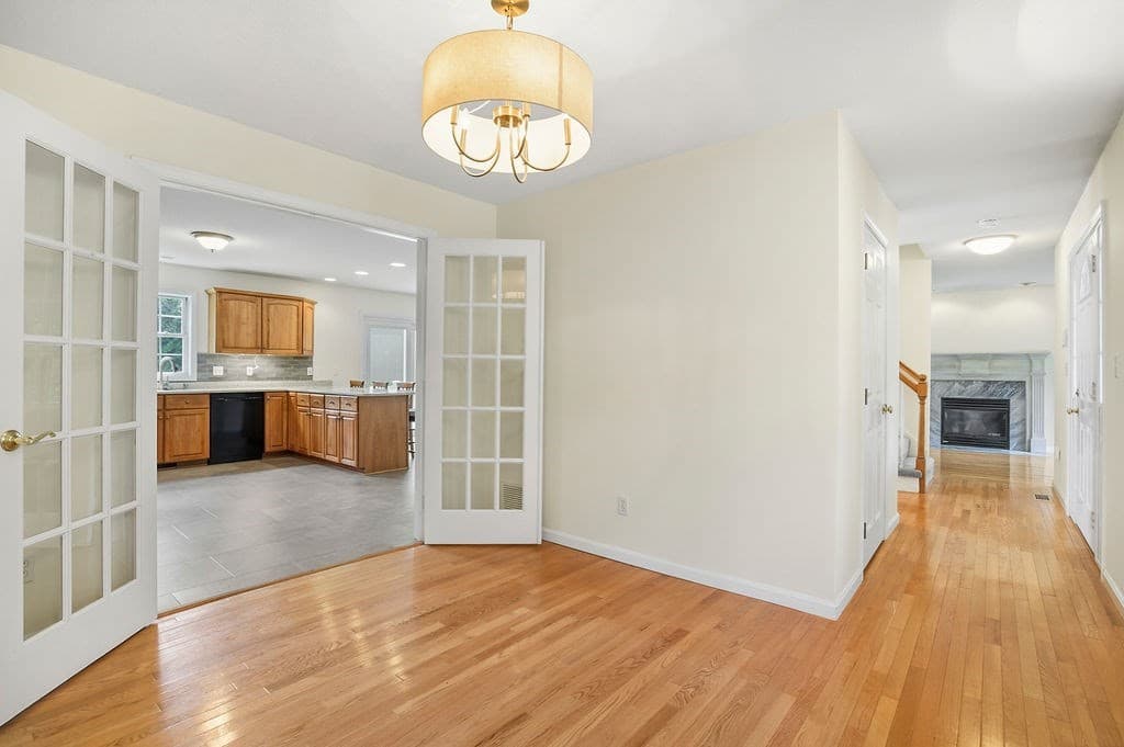 58 San Souci, South Hadley MA 01075 photo 4