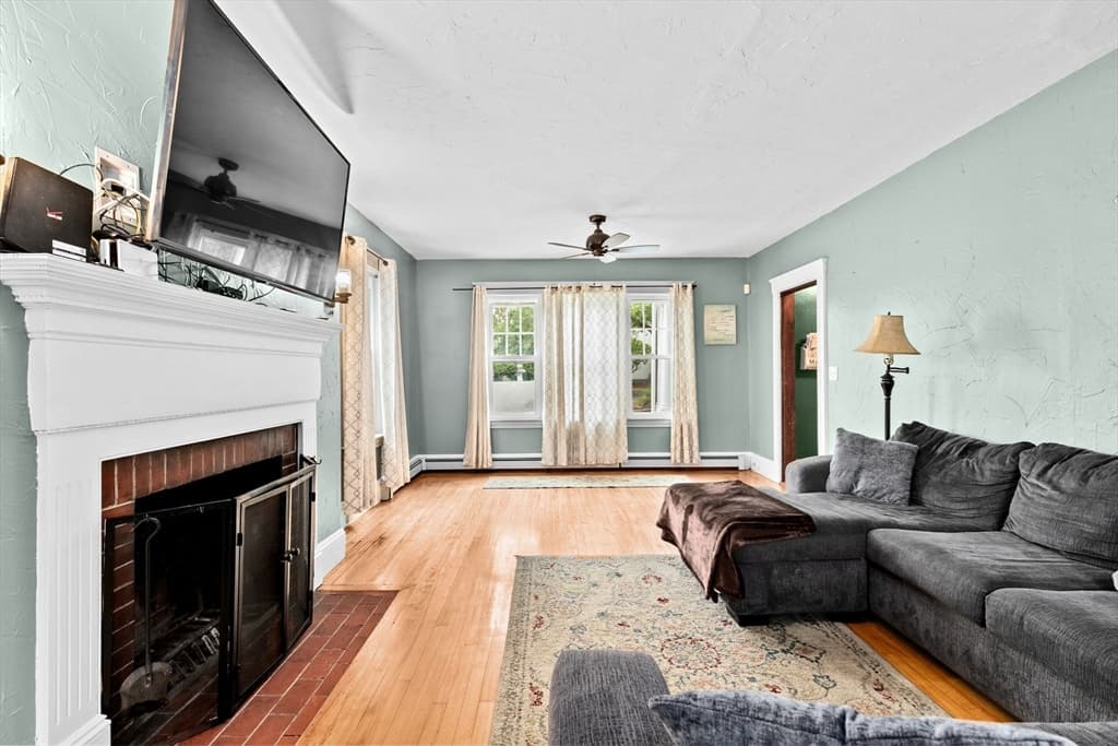 5 Pleasant Street, Marlborough MA 01752 photo 10