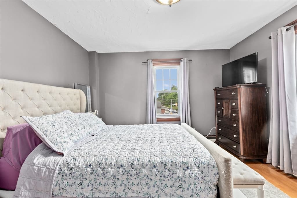 5 Pleasant Street, Marlborough MA 01752 photo 14