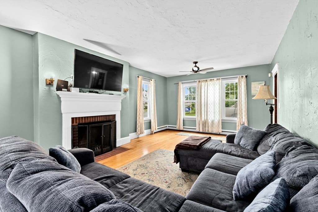 5 Pleasant Street, Marlborough MA 01752 photo 11