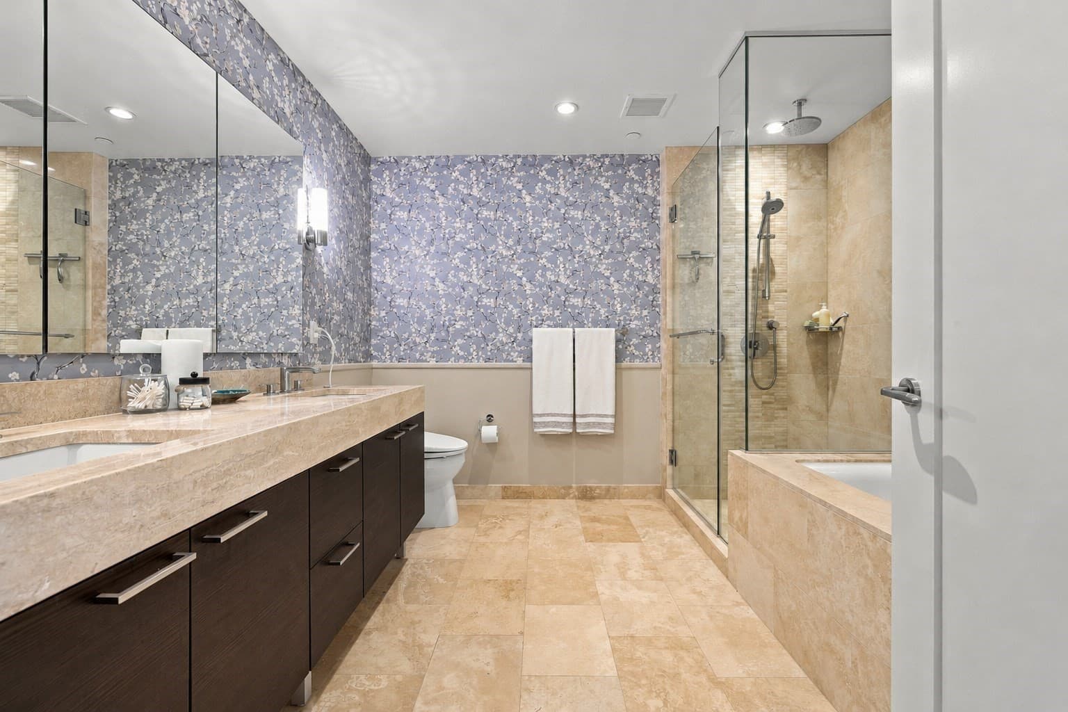 Condominium at 1 Franklin St # 2604, Boston MA 02110, photo 16 of 39