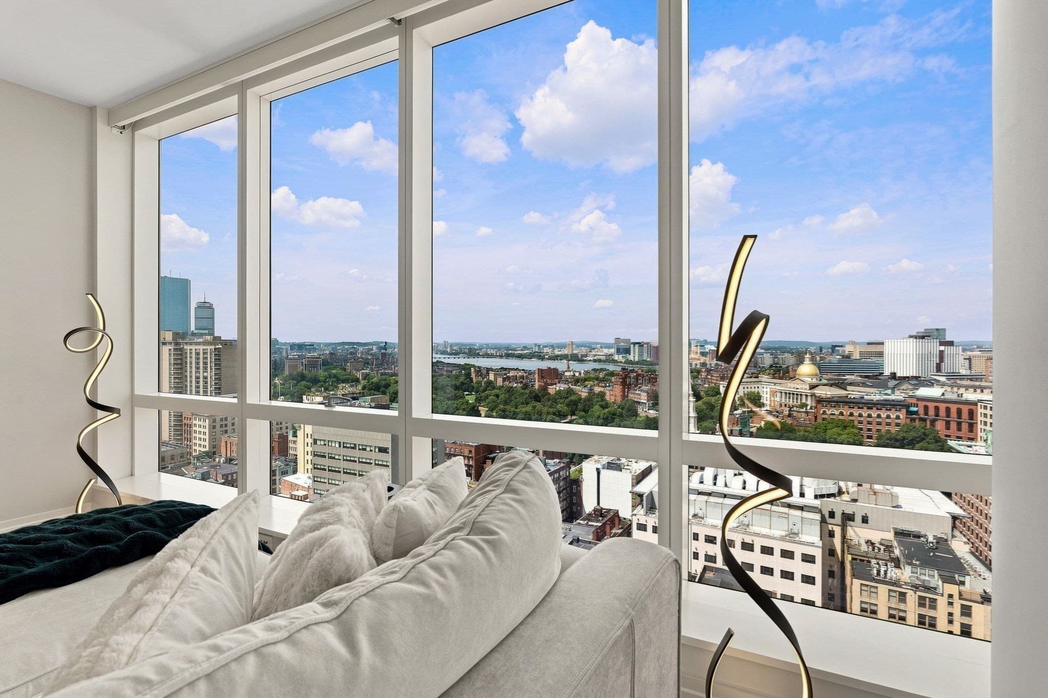 Condominium at 1 Franklin St # 2604, Boston MA 02110, photo 4 of 39