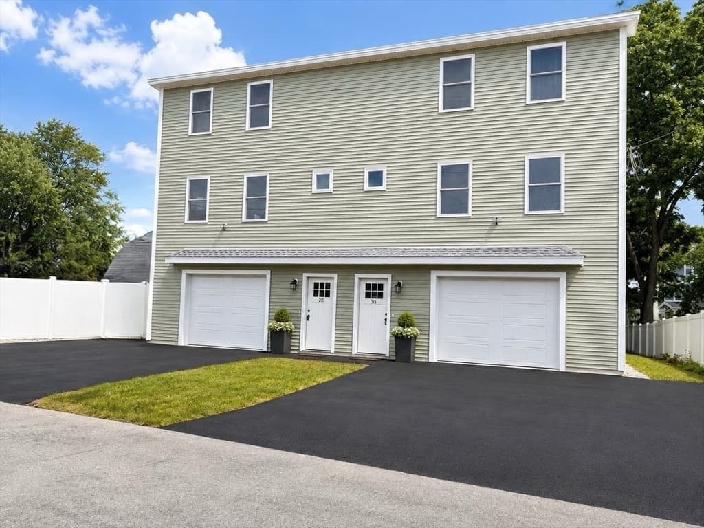 30 Quigley Ave # 30, Chelmsford MA 01863