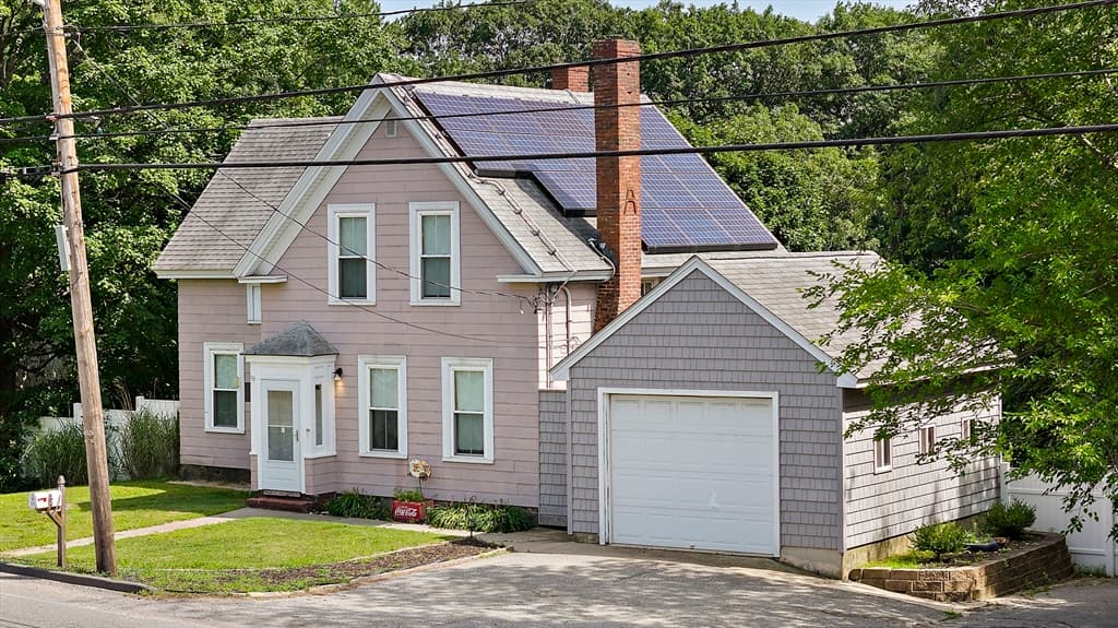 131 Pleasant Valley St, Methuen MA 01844 photo 3