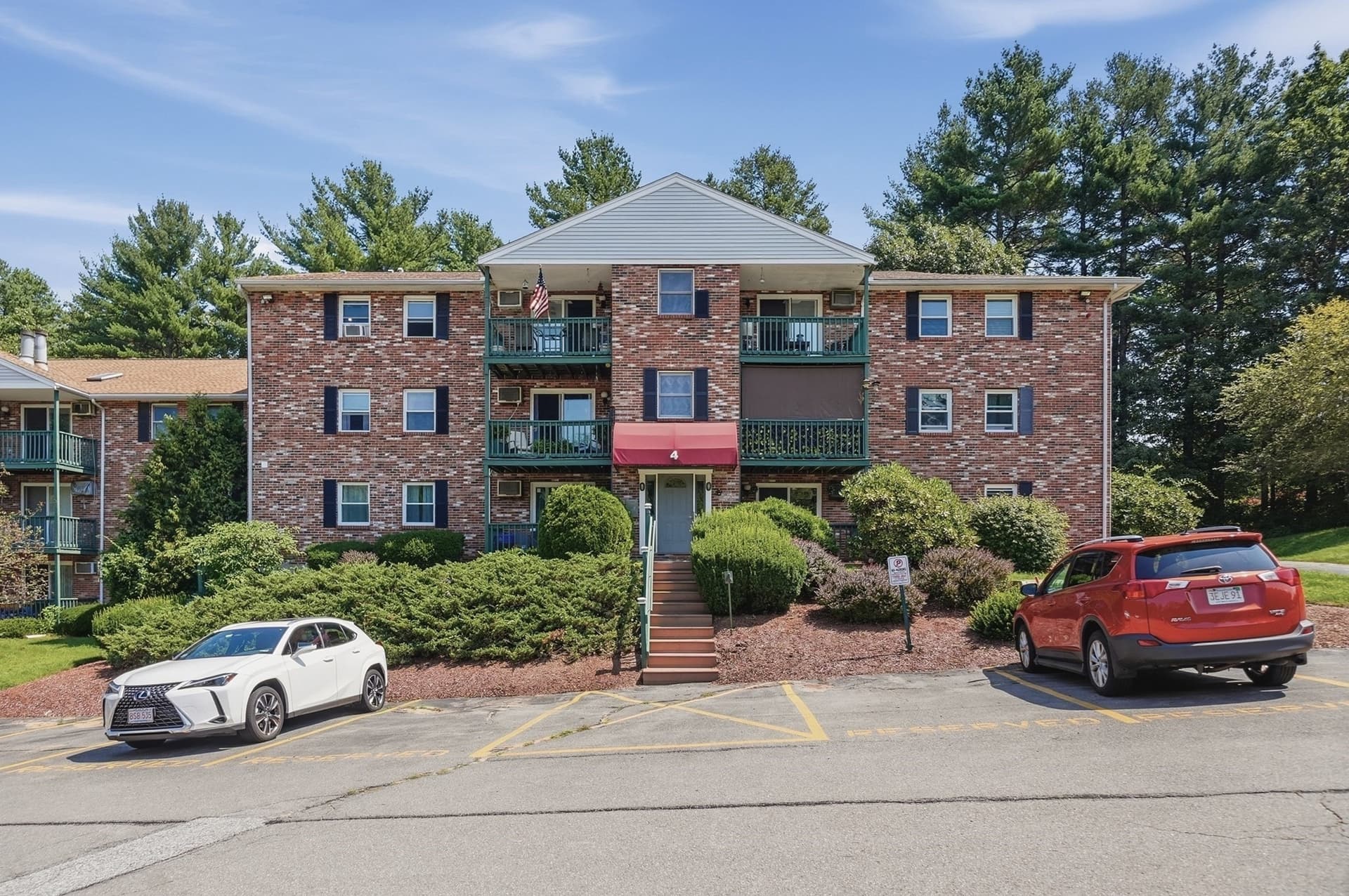 Condominium at 75 Huntoon Memorial Highway # 12, Leicester MA 01524, photo 21 of 25