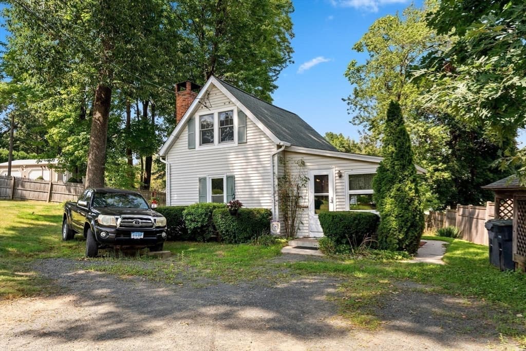 82 Point Grove Rd, Southwick MA 01077 photo 6