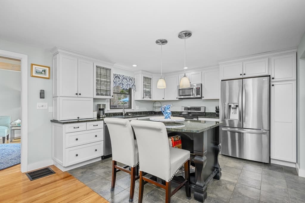 134 School St, Barnstable MA 02635 photo 12