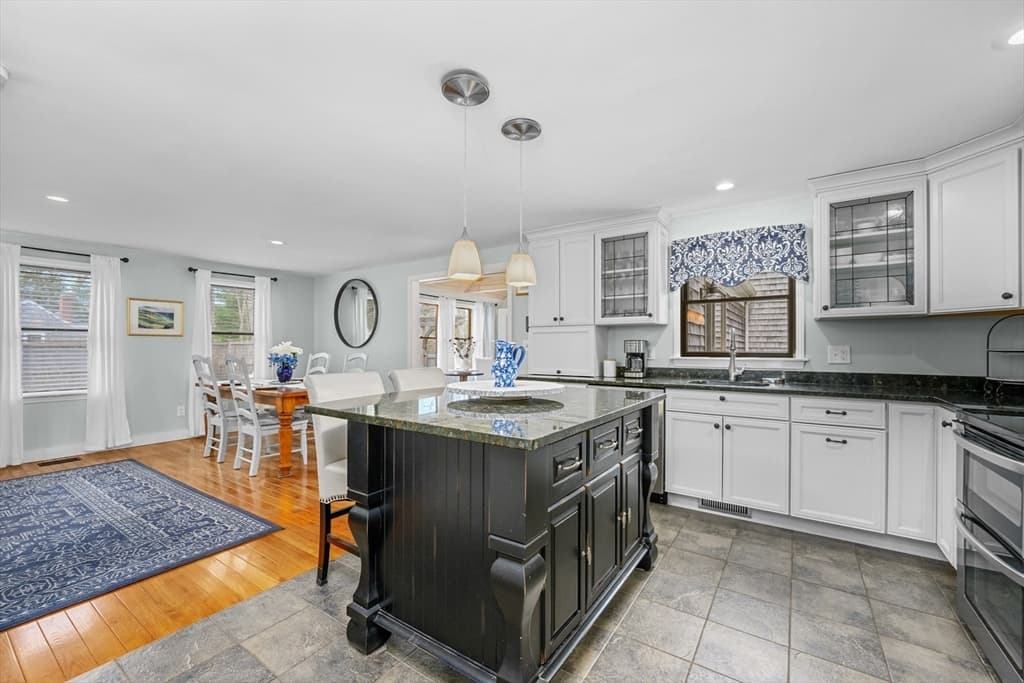 134 School St, Barnstable MA 02635 photo 14