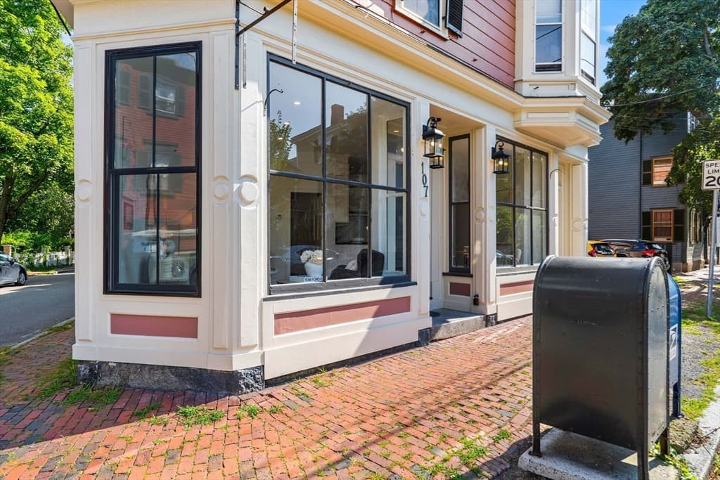 107 Federal St # 1, Salem MA 01970 photo 3