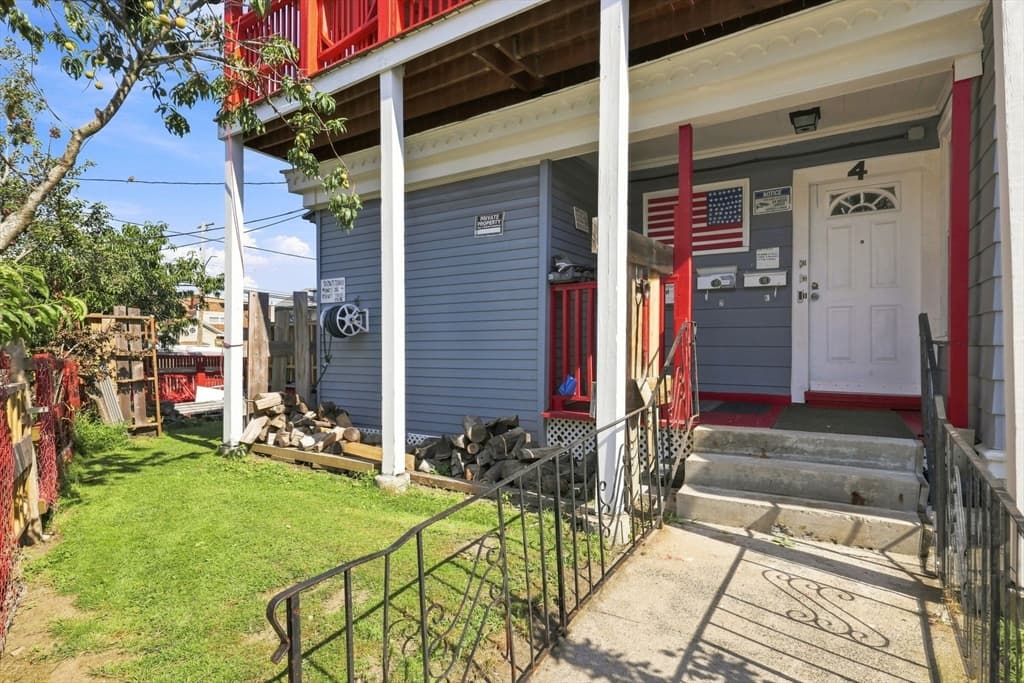 427 Broadway, Lynn MA 01904 photo 3