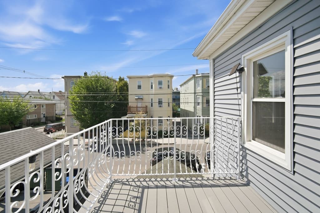 63 Orange St, Chelsea MA 02150 photo 7