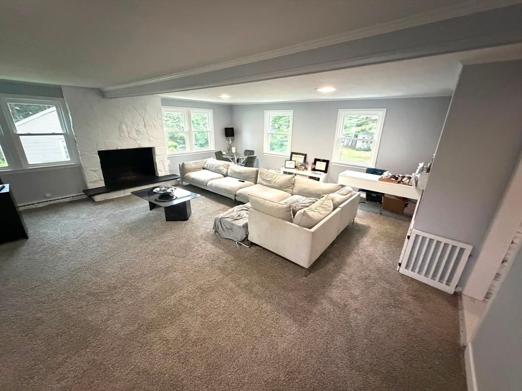 40 Neal St, Walpole MA 02081 photo 3