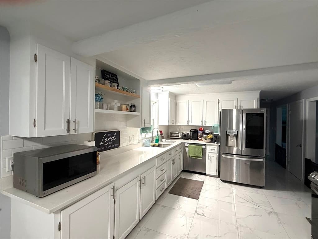 40 Neal St, Walpole MA 02081 photo 9