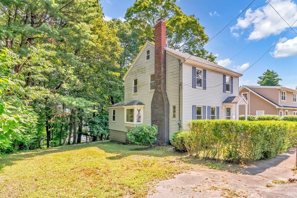 17 Windsor Street, Methuen MA 01844 photo 4
