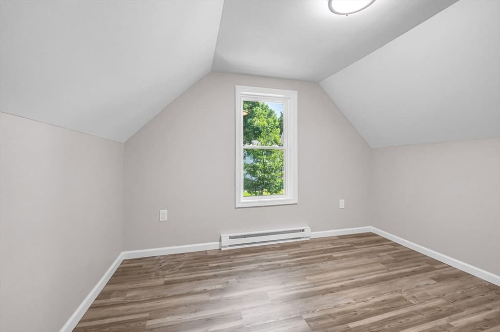 196 Massasoit St, Springfield MA 01107 photo 25