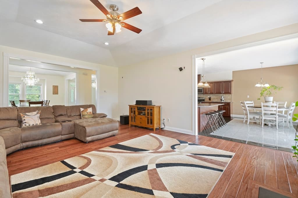40 N Precinct St, Taunton MA 02718 photo 29