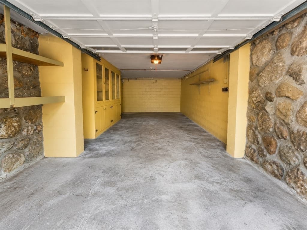 137 Wilson St, Spencer MA 01562 photo 17