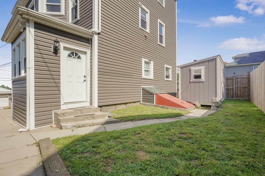 68 Liberty St, Fall River MA 02724 photo 7