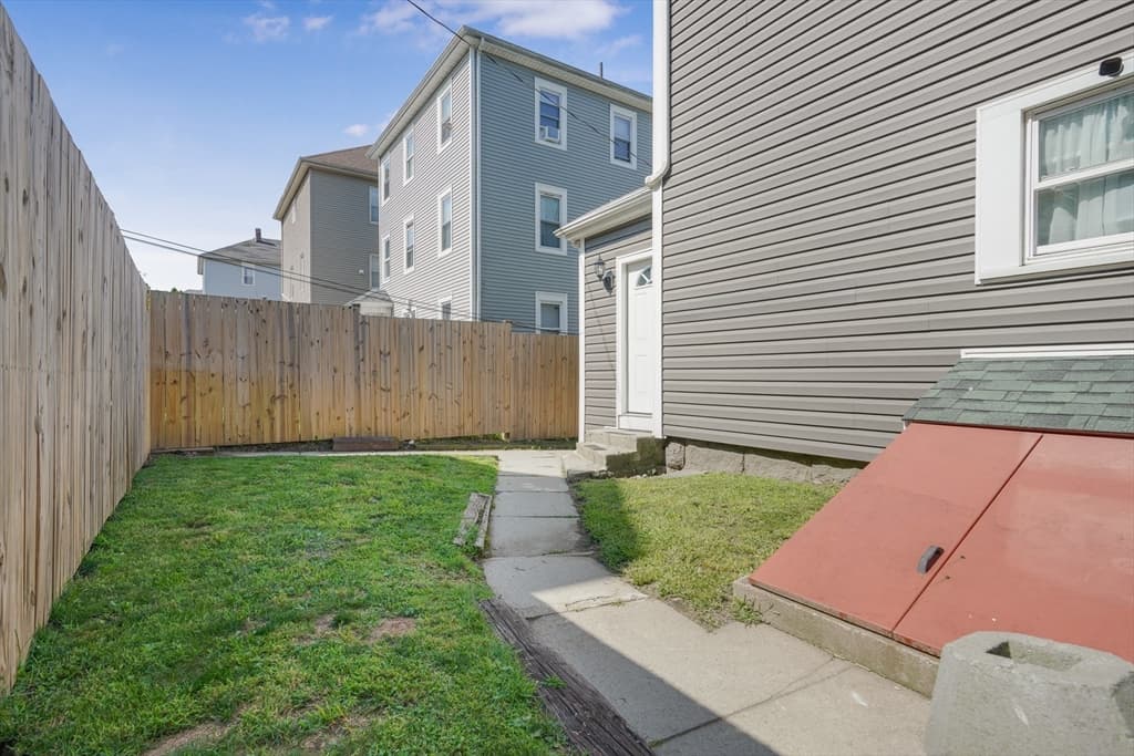 68 Liberty St, Fall River MA 02724 photo 8
