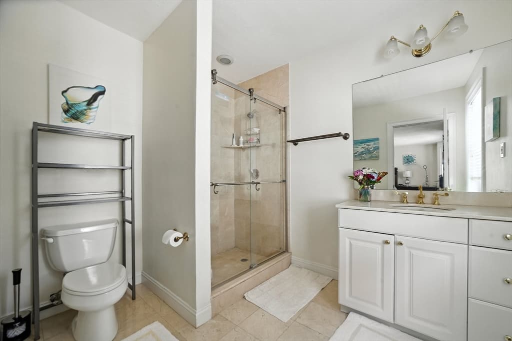 56 Wenham St # 1, Boston MA 02130 photo 23