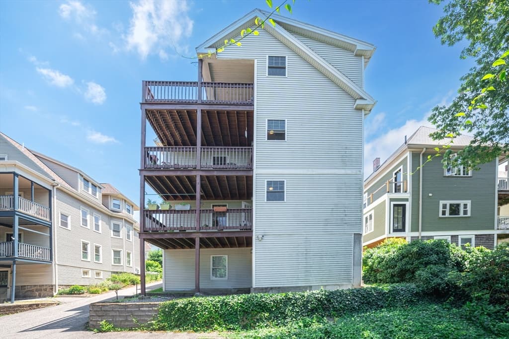 56 Wenham St # 1, Boston MA 02130 photo 2