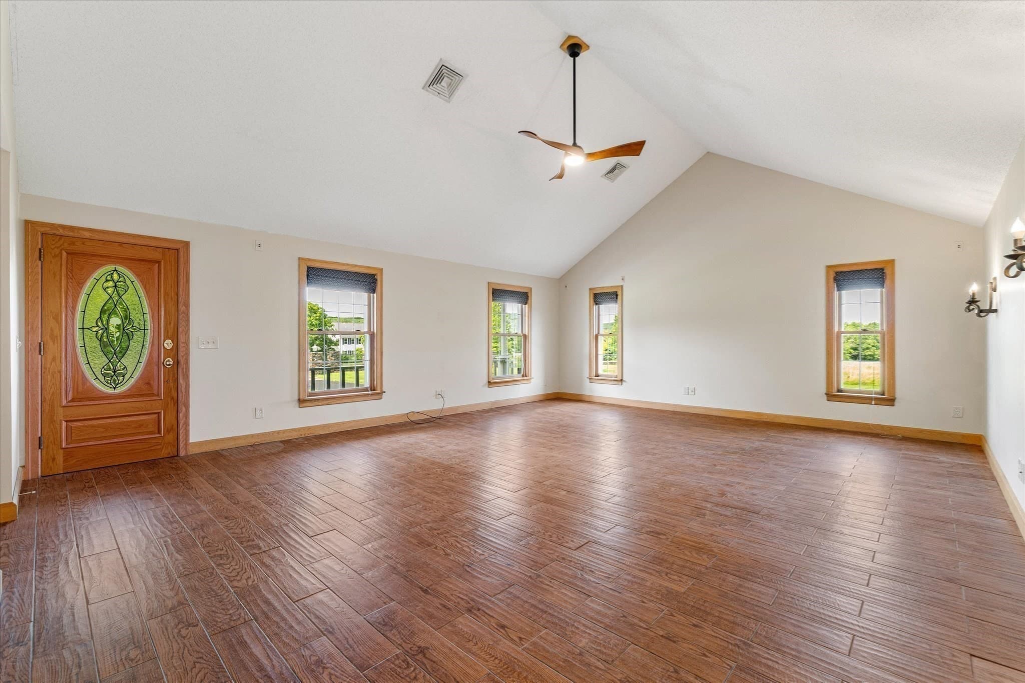 Single Family Residence at 950 Glendale Road, Wilbraham MA 01095, photo 15 of 42