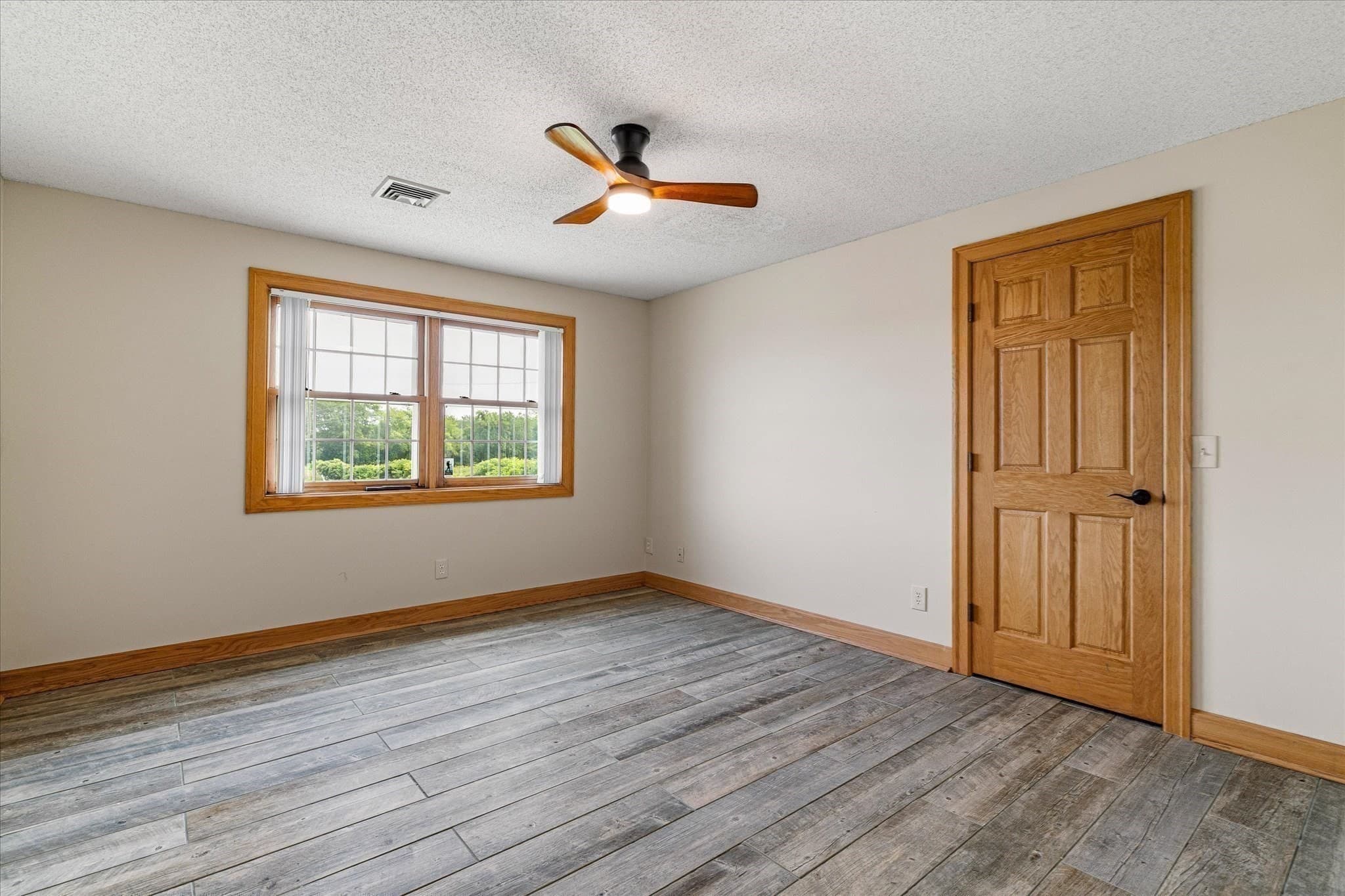 Single Family Residence at 950 Glendale Road, Wilbraham MA 01095, photo 25 of 42