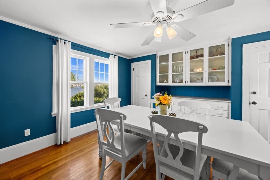 Single Family Residence at 36 Hines Point Rd, Tisbury MA 02568, photo 13 of 40