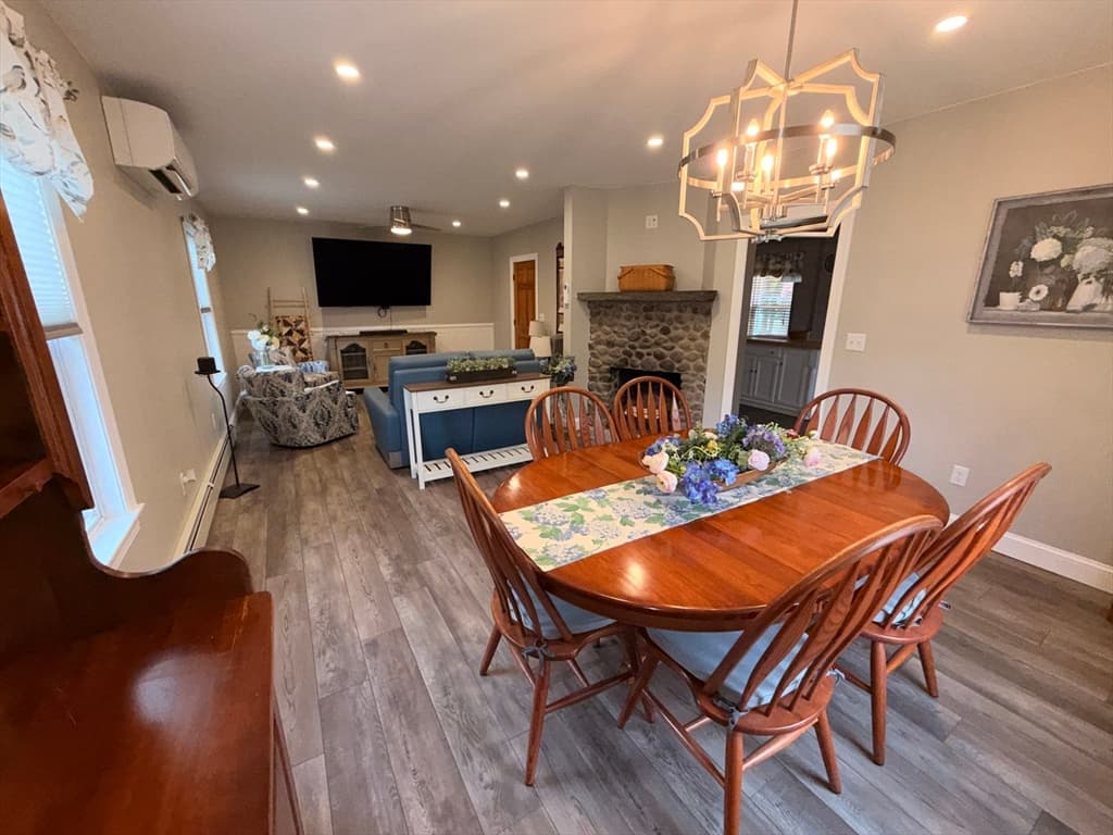 446 Lindsey St, Attleboro MA 02703 photo 6
