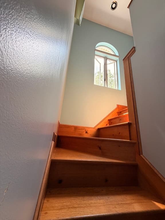 446 Lindsey St, Attleboro MA 02703 photo 16