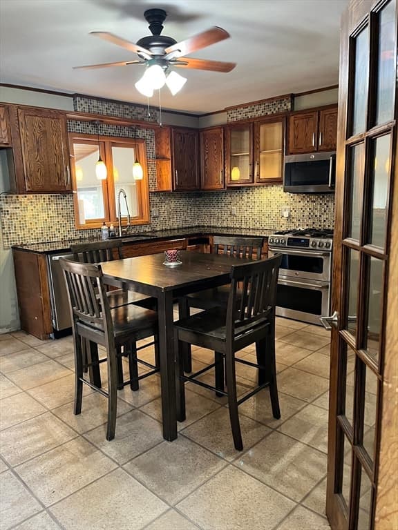 91 Pageotte St, Acushnet MA 02743 photo 5