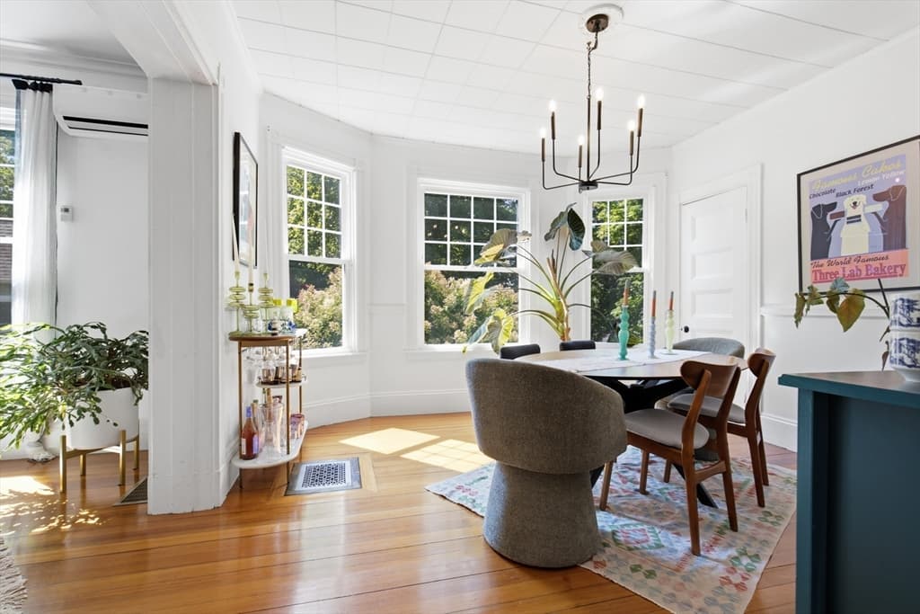 70 Park Avenue, Stoneham MA 02180 photo 2