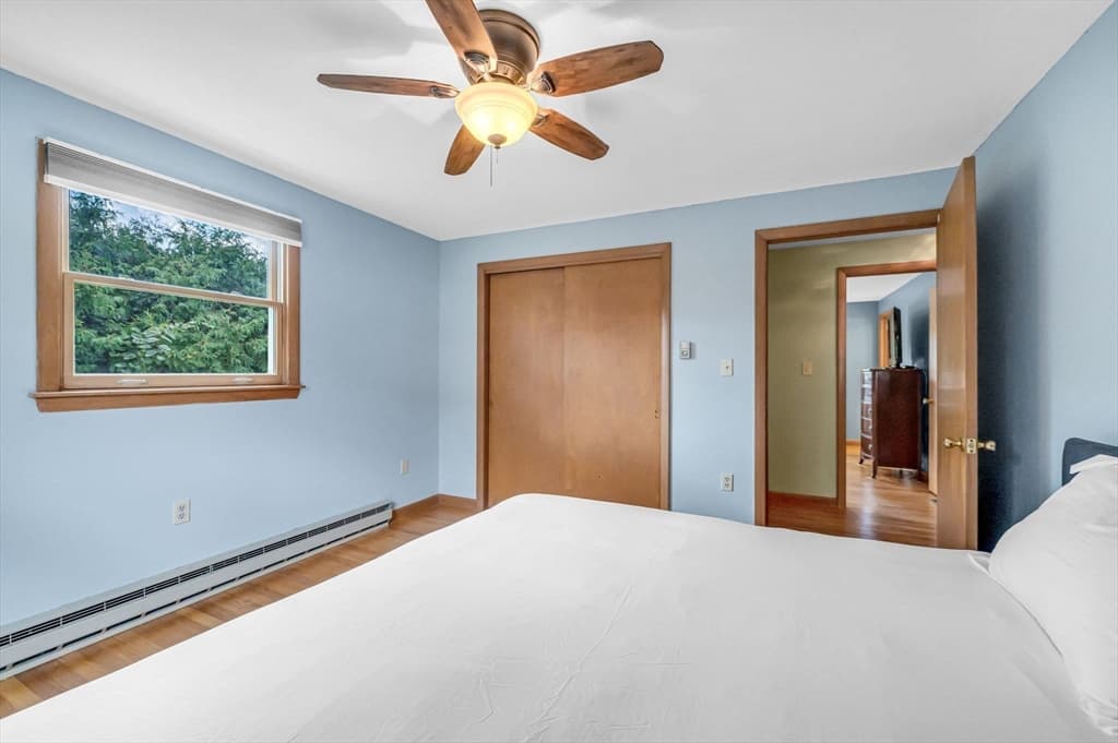 17 Breton Ln, Holyoke MA 01040 photo 28