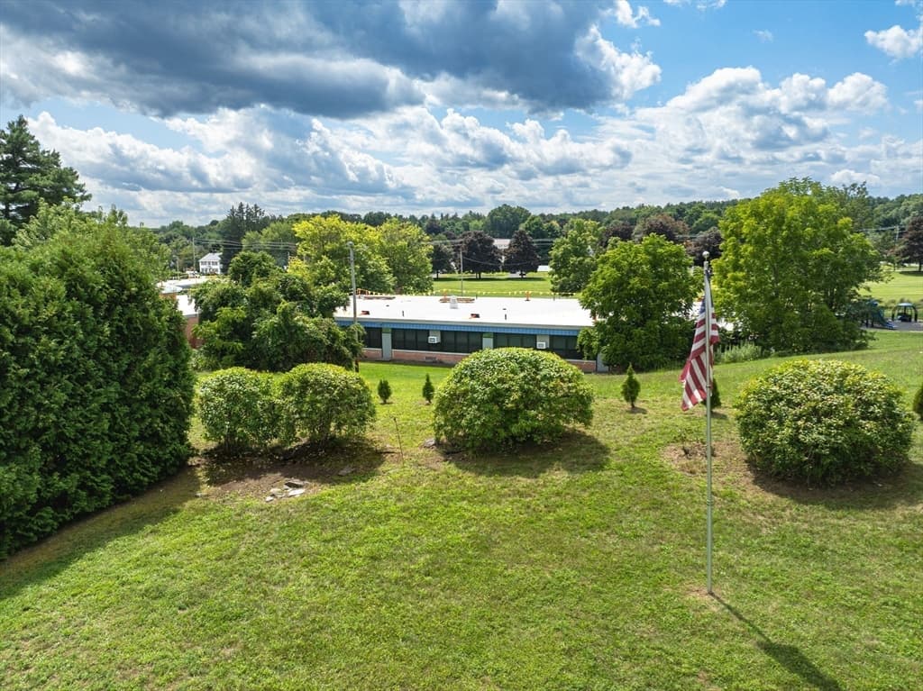 17 Breton Ln, Holyoke MA 01040 photo 38