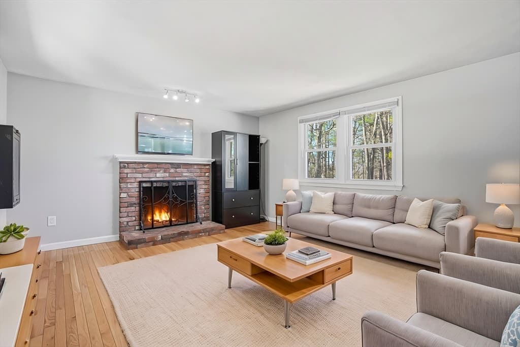 31 Lexington Road, Shrewsbury MA 01545 photo 14