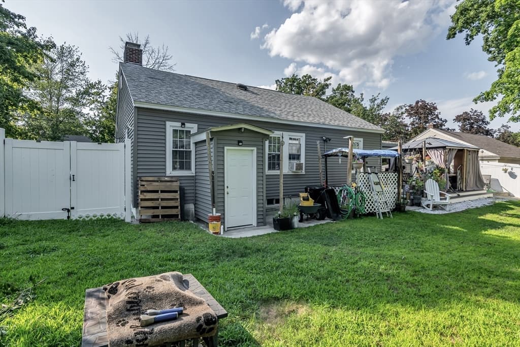 50 Chickering St, Lawrence MA 01843 photo 19