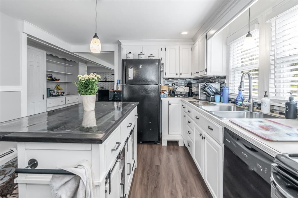 50 Chickering St, Lawrence MA 01843 photo 8