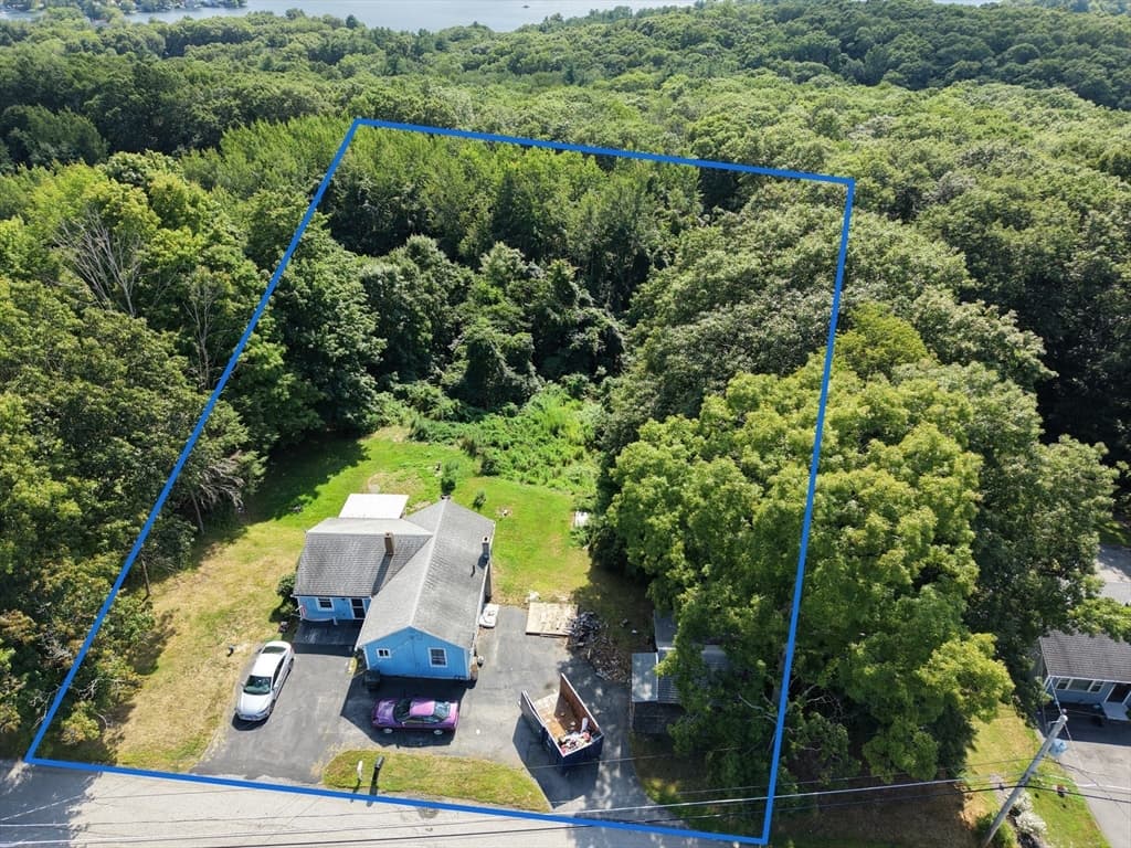 40 Upper Gore Rd, Webster MA 01570 photo 3