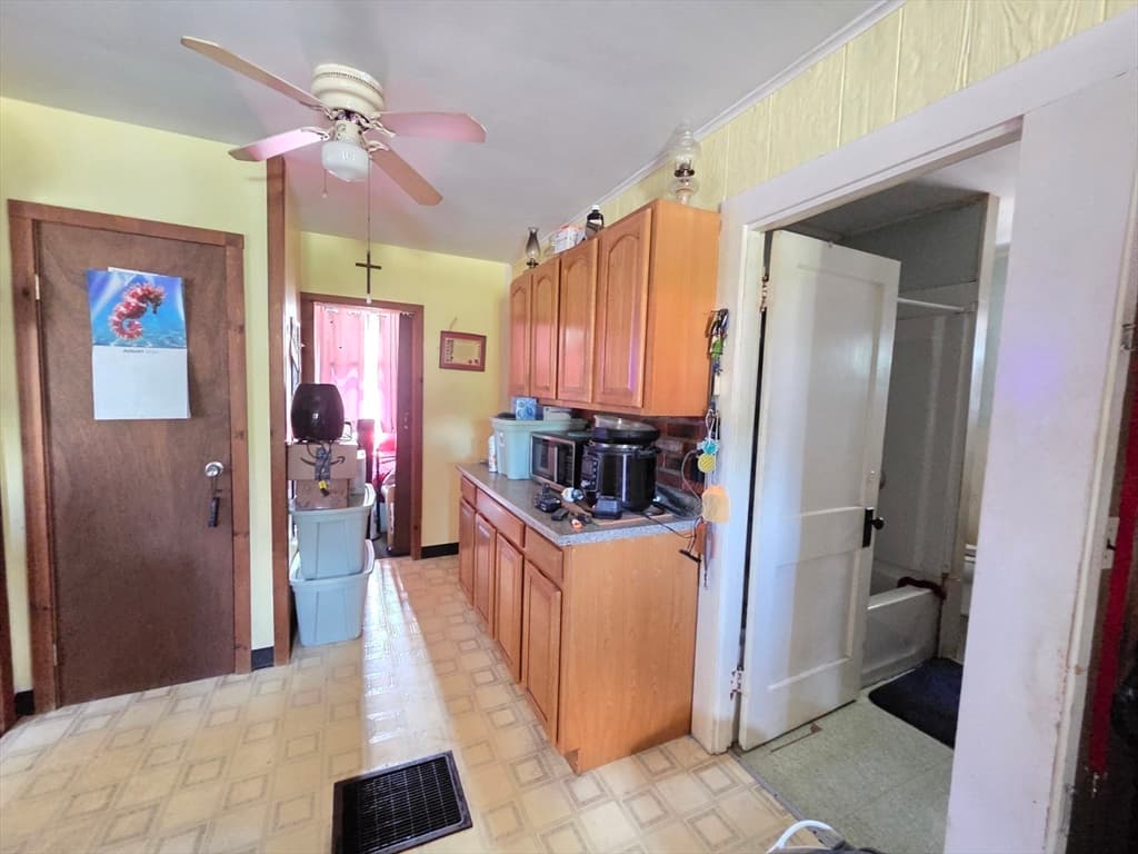 40 Upper Gore Rd, Webster MA 01570 photo 10