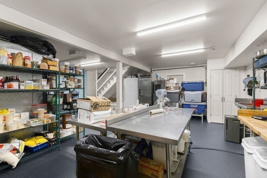 258 Edgartown-Vineyard Haven Rd, Edgartown MA 02539 photo 27