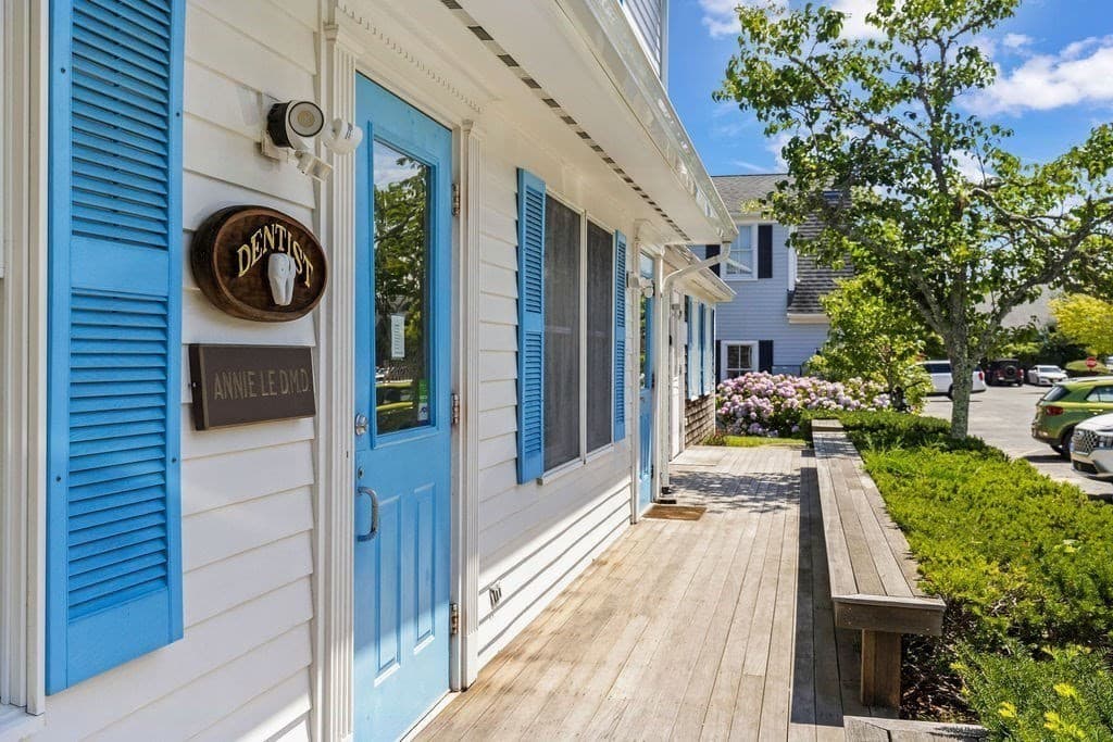 258 Edgartown-Vineyard Haven Rd, Edgartown MA 02539 photo 6