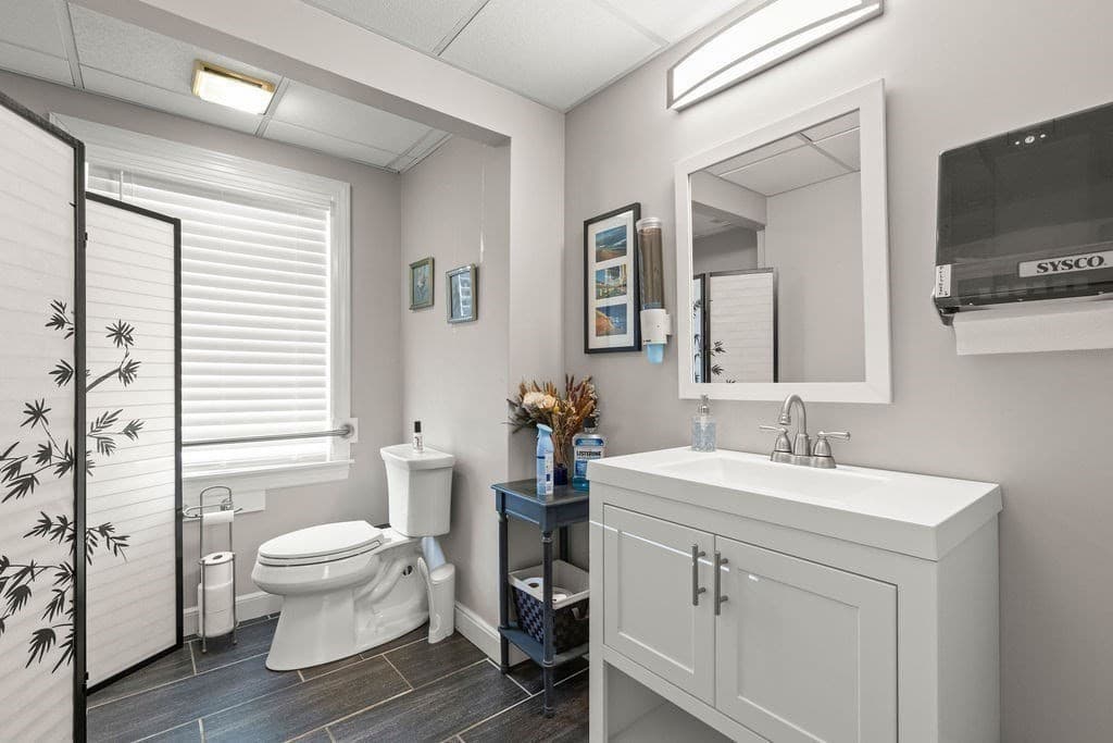 258 Edgartown-Vineyard Haven Rd, Edgartown MA 02539 photo 13